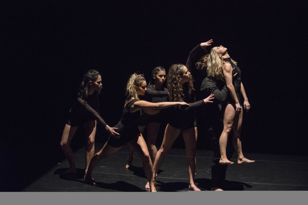 From L: Imogen Tapara, Olivia Kingston, Vanessa Ghazal, Maddie Tratt, Rowan Rossi & Raegan Williams. Photo: Seshanka Samarajiwa.